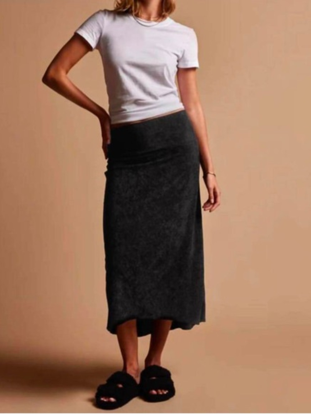 James Perse NWT Black Velvet Straight Skirt Sz 2, Medium